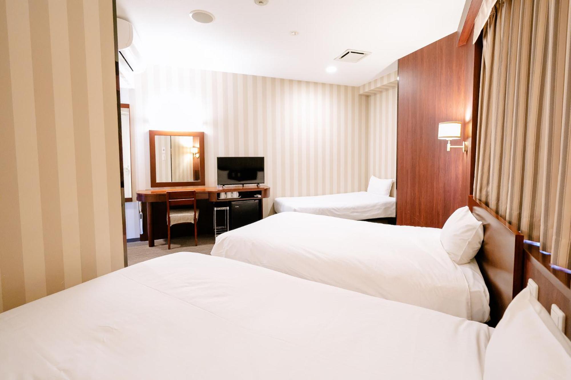 Hotel Hillarys Οσάκα Εξωτερικό φωτογραφία